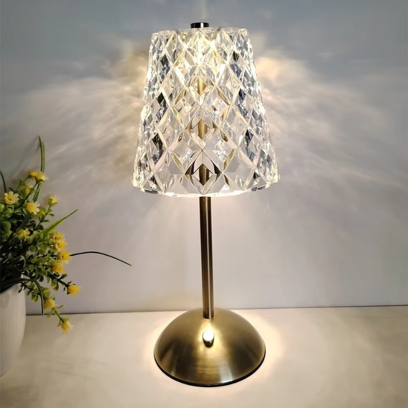 Lampe de Chevet Cristal Doré Rechargeable - Tactile LED Dimmable & Éclairage Chaud Élégant