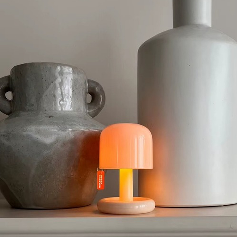 Lampe de Chevet Mini Champignon Rechargeable - LED Tactile USB, Design Moderne & Ambiance Douce