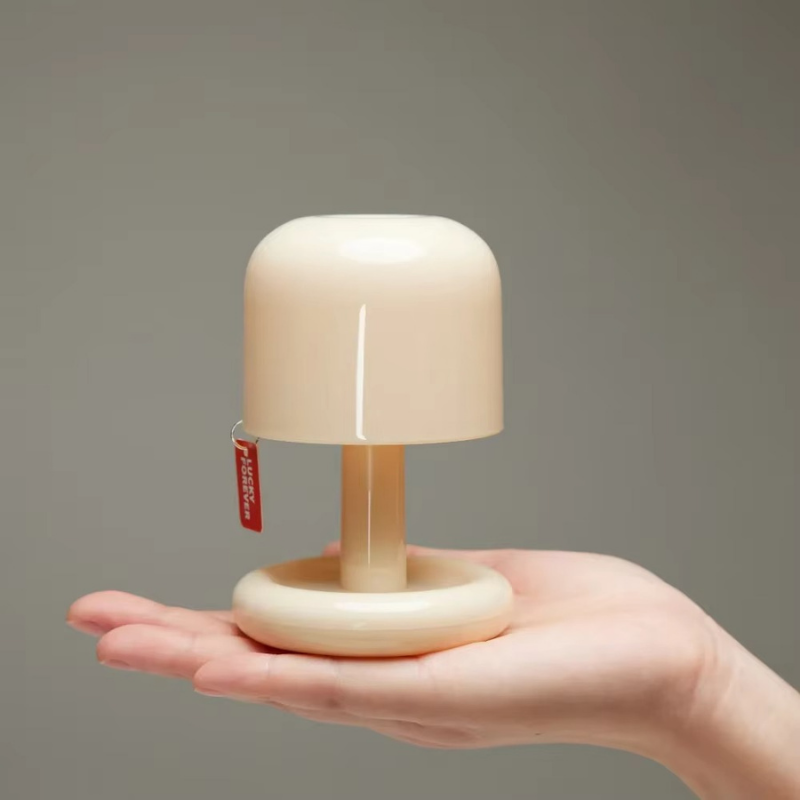 Lampe de Chevet Mini Champignon Rechargeable - LED Tactile USB, Design Moderne & Ambiance Douce