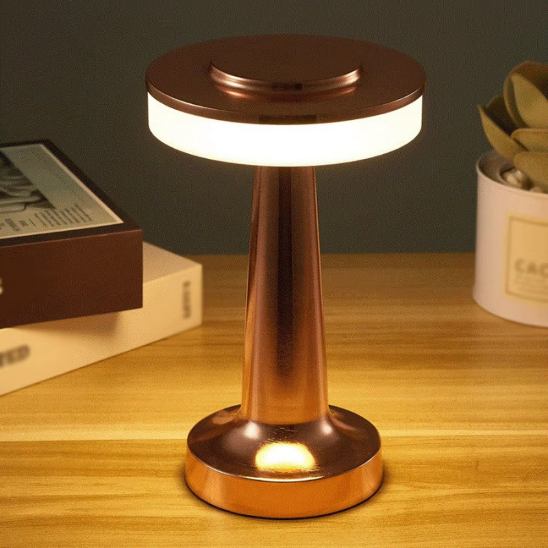 Lampe de Chevet LED Rétro Métal – Tactile, Rechargeable USB, Dimmable 3 Couleurs pour Ambiance Cosy et Élégante