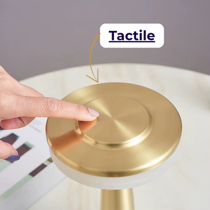 Lampe de Chevet LED Rétro Métal – Tactile, Rechargeable USB, Dimmable 3 Couleurs pour Ambiance Cosy et Élégante