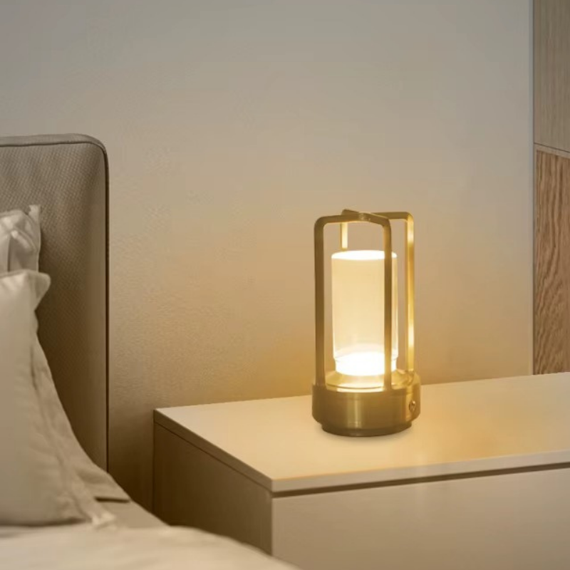 Lampe de Chevet Tactile LED – Design Cylindrique Industrielle Noir/Or/Argent, USB Rechargeable et Lumière D’ambiance Ajustable