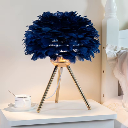 Lampe de Chevet Plumes d’Oie – LED Design Nordique sur Trépied Doré, Lumière Douce et Ambiance Romantique