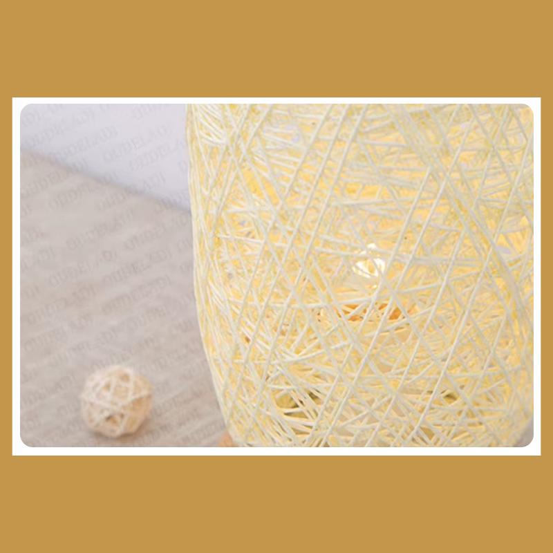 Lampe de Chevet Rotin et Bois – Design Tressé à Main, Lumière LED Chaude, Ambiance Naturelle et Apaisante