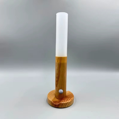 Lampe de Chevet Murale LED Rechargeable USB-C avec Détecteur de Mouvement – Design Bois Nordique, Éclairage Doux et Pratique