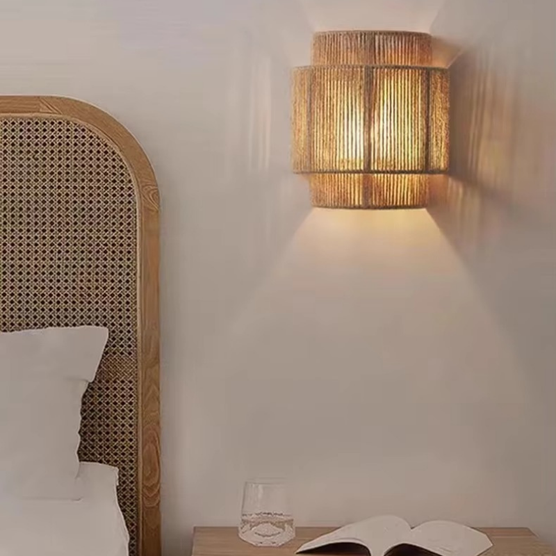 Lampe de Chevet Murale en Chanvre Tressé – Design Bohème Art Déco, Lumière Chaleureuse et Ambiance Apaisante
