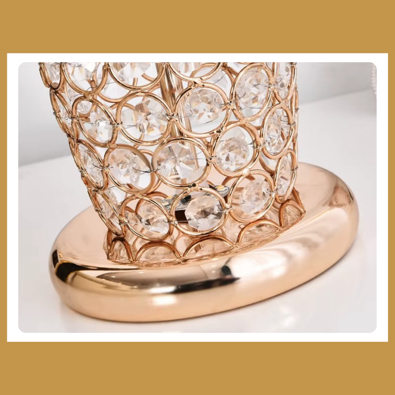 Lampe de Chevet Cristal Style Haussmannien — Éclat Raffiné et Lumière Chaude pour Ambiance Romantique Élégante