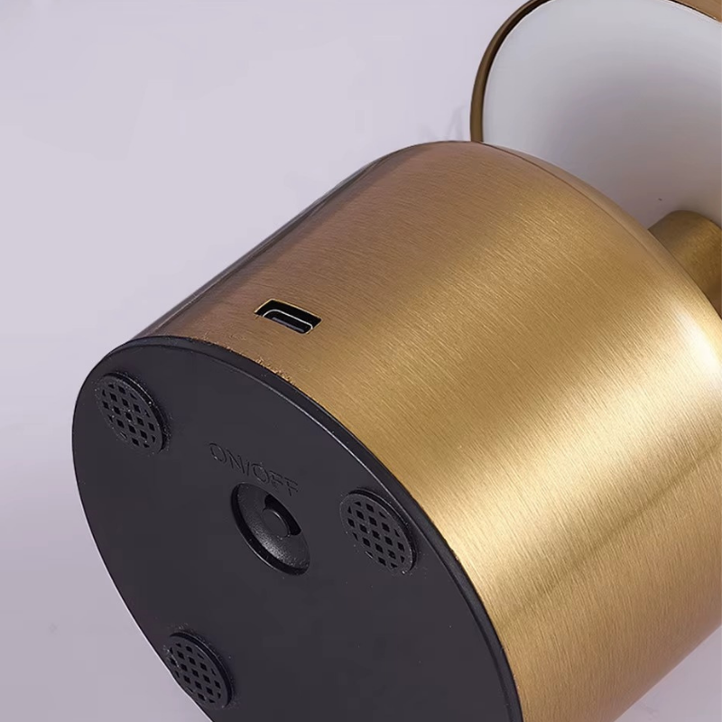 Lampe de Chevet LED Tactile Rechargeable – 3 Couleurs Ajustables, Design Champignon en Métal, Sans Fil Élégant et Cosy