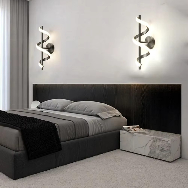 Lampe de Chevet Murale LED Spirale – Design Nordique Minimaliste, Métal Noir ou Doré, Lumière Apaisante Moderne