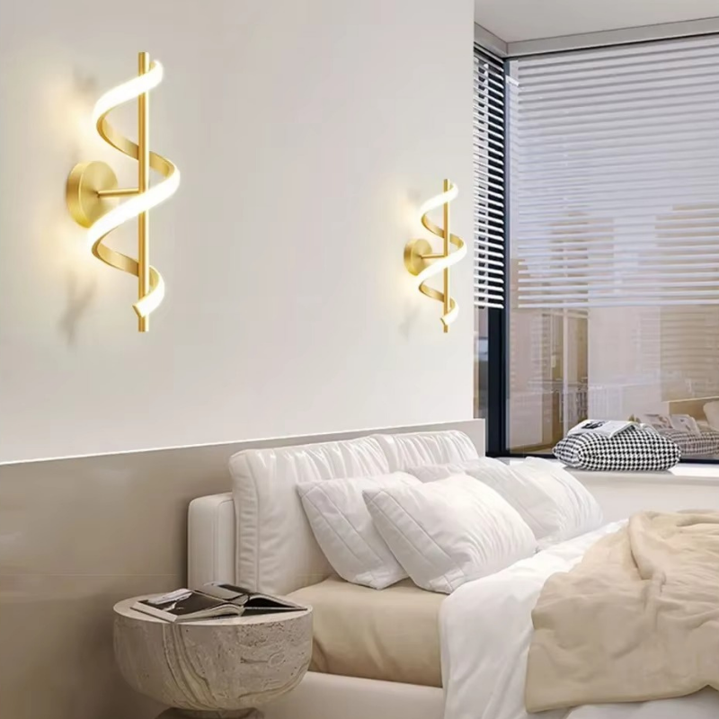 Lampe de Chevet Murale LED Spirale – Design Nordique Minimaliste, Métal Noir ou Doré, Lumière Apaisante Moderne
