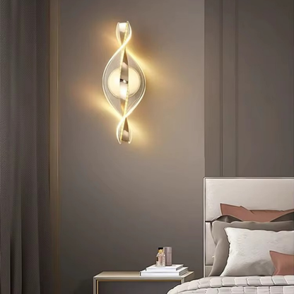 Lampe de Chevet Murale LED Nordique – Design Acrylique Torsadé, 3 Tons de Lumière pour Ambiance Élégante Moderne