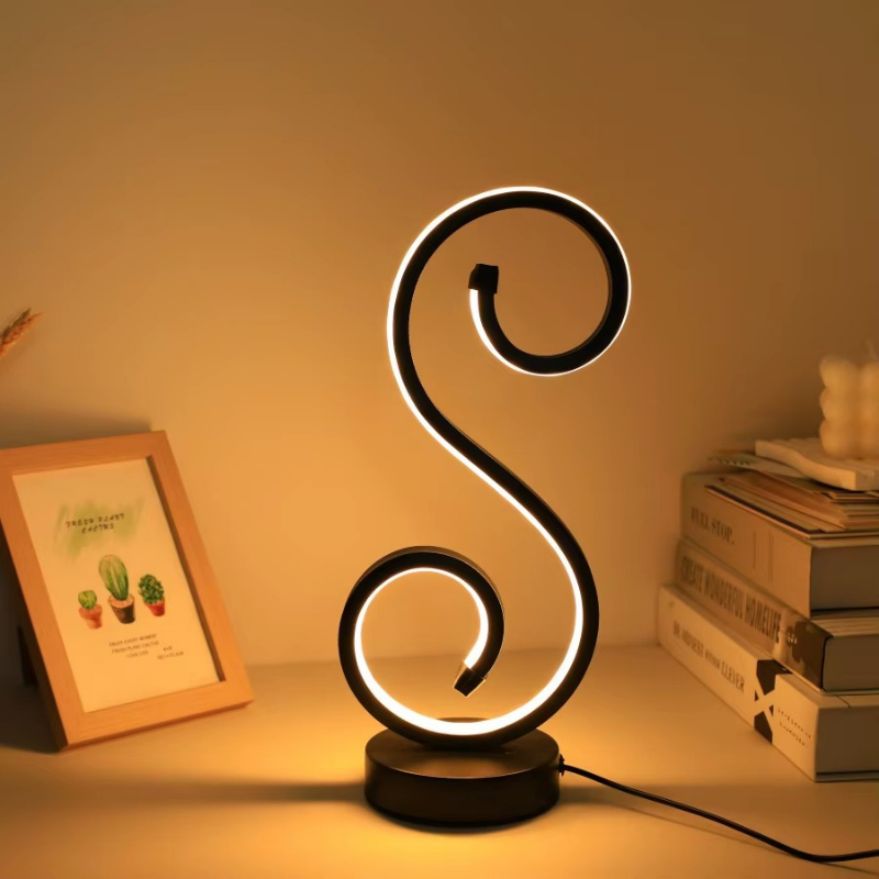 Lampe de Chevet LED Design Moderne en Forme de S – Trois Tons De Couleurs pour Ambiance Élégante et Cosy