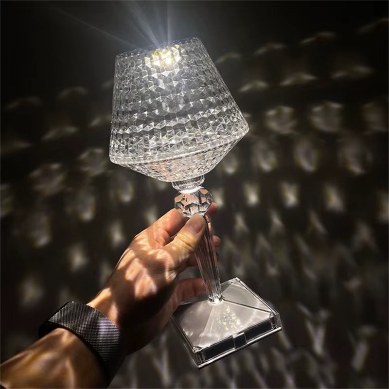 Lampe de Chevet Cristal Rechargeable LED – Effet Diamant 3D, 16 Couleurs pour Ambiance Romantique Élégante