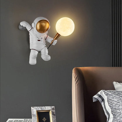 Lampe de Chevet LED Astronaute et Lune – Design Moderne Mural, Lumière Chaude Apaisante pour Ambiance Cosy et Rêves Stellaires Enfant