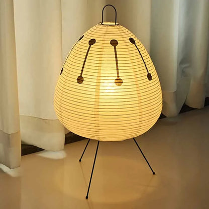 Lampe de Chevet Japonaise en Papier de Riz – Design Trépied LED, Style Wabi-Sabi Épuré pour Ambiance Zen et Douce