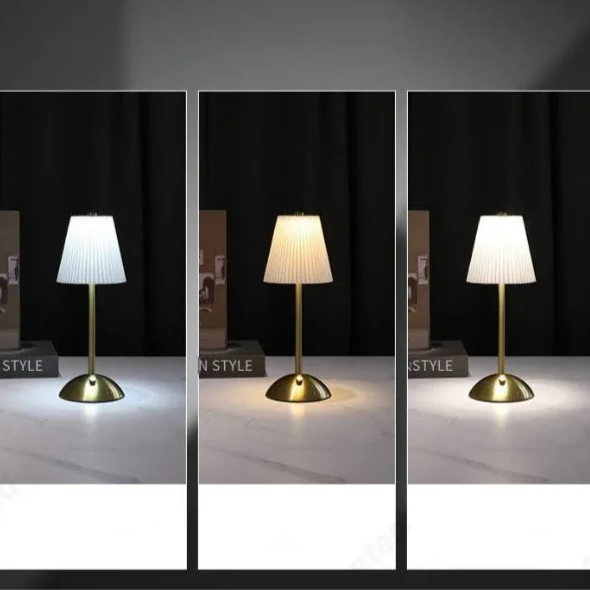 Lampe de Chevet LED Plissée Tactile – Rechargeable USB, Abat-Jour en Tissu Élégant, Éclairage Doux et Cosy