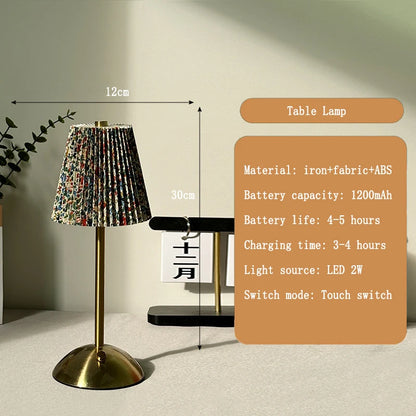 Lampe de Chevet LED Plissée Tactile – Rechargeable USB, Abat-Jour en Tissu Élégant, Éclairage Doux et Cosy